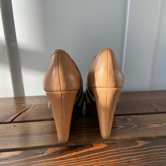 Splendid Striped Nautical Wedge Peep Toe Pump - Picture 5 of 8